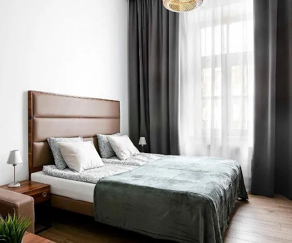 Charming Apartment, Wawel & Old Town Krakow II